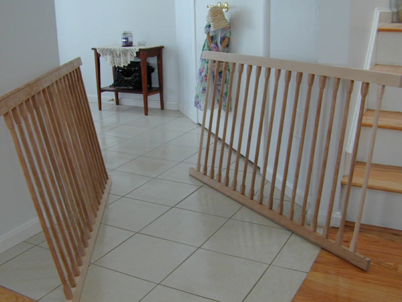 crib13.jpg 
800 x 600 JPEG-compressed image 
(307,803 bytes)