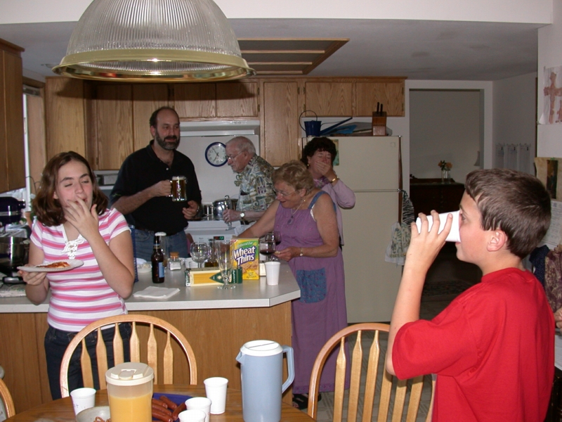 oregon23.jpg 
800 x 600 JPEG-compressed image 
(369,789 bytes)