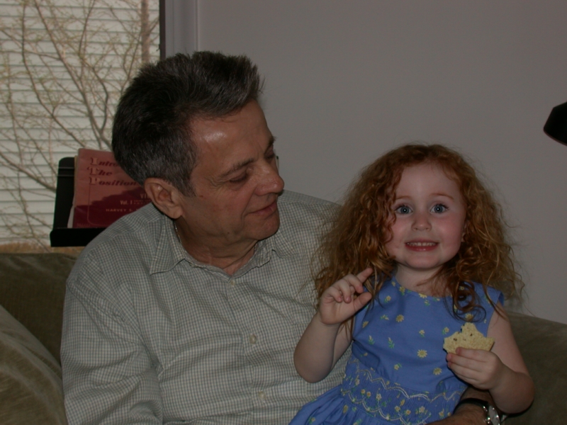 thirdbday06.jpg 
800 x 600 JPEG-compressed image 
(316,730 bytes)
