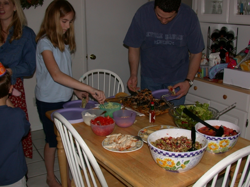 thirdbday17.jpg 
800 x 600 JPEG-compressed image 
(351,072 bytes)