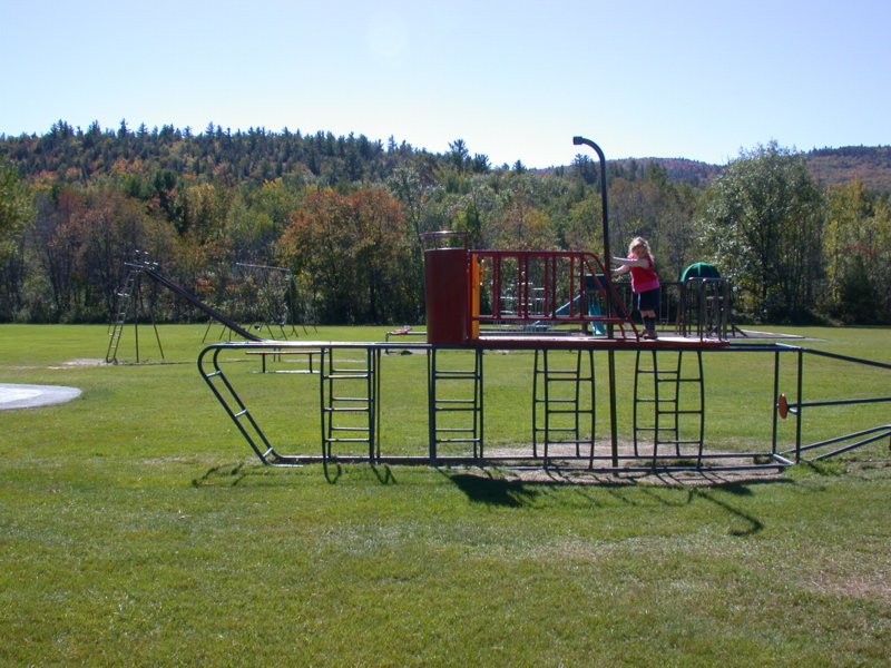 camping14.jpg 
800 x 600 compressed image 
(116,486 bytes)