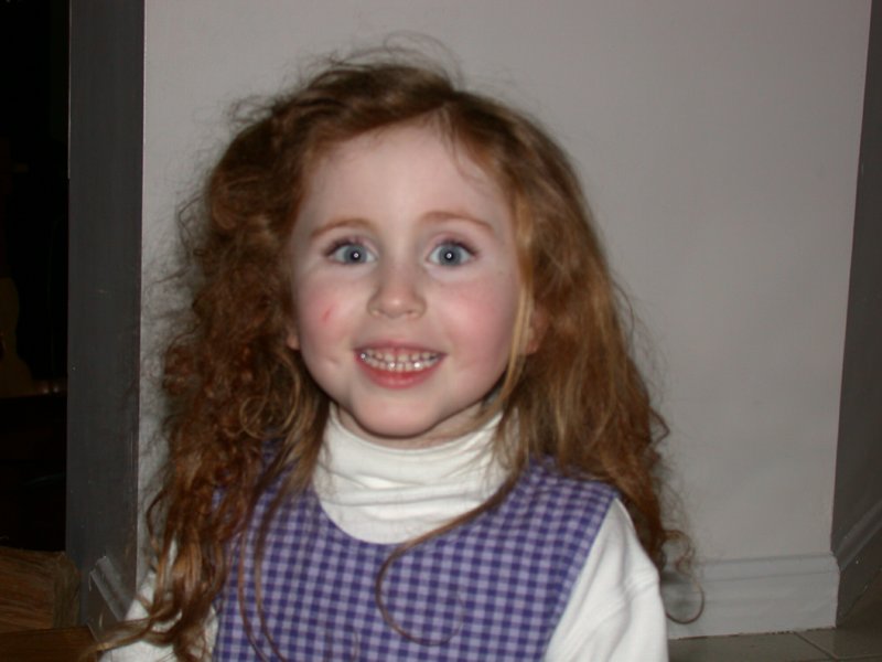 fifthbirthday01.jpg 
800 x 600 compressed image 
(52,335 bytes)